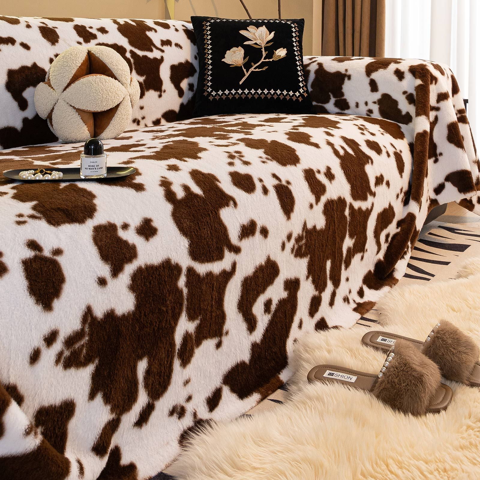 West Ivory 5-Seater Ultra-Thick Winter Soft Plush Couch Cover – Washable Furniture Protector for Dogs, Pets, Anti-Slip, Anti-Dust Sofa Cushion Cover, Cocoa and White, 165.35 x 66.93 Inches