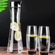 thumbnail image 3 of Jarra de jugo con tapa, jarra de agua de jugo transparente acrílica de 0,8 L, botella de jugo transparente, valor inmejorable, 3 of 8
