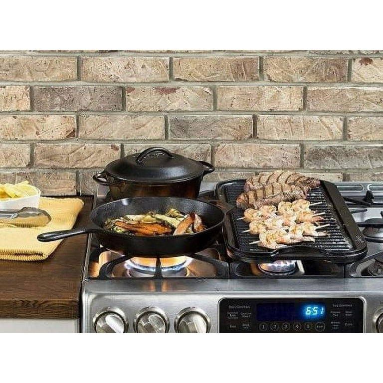 Lodge Cast Iron 16.75-in Cast Iron Grill/Griddle - Reversible, Seasoned  with Oil - Easy Care - Perfect for Searing, Baking, Broiling, Frying or  Grilling in the Grill Cookware department at