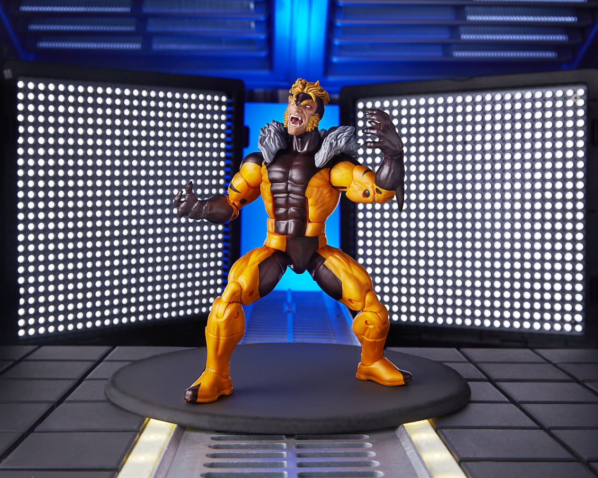 Marvel X-Men 6-inch Legends Series Sabretooth