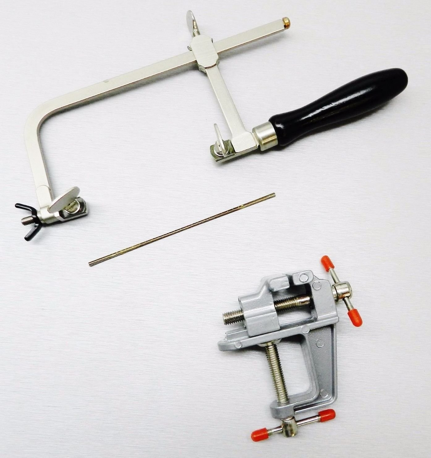 JEWELERS SAW FRAME & 12 BLADES & MINI BENCH VISE WITH CLAMP JEWELRY