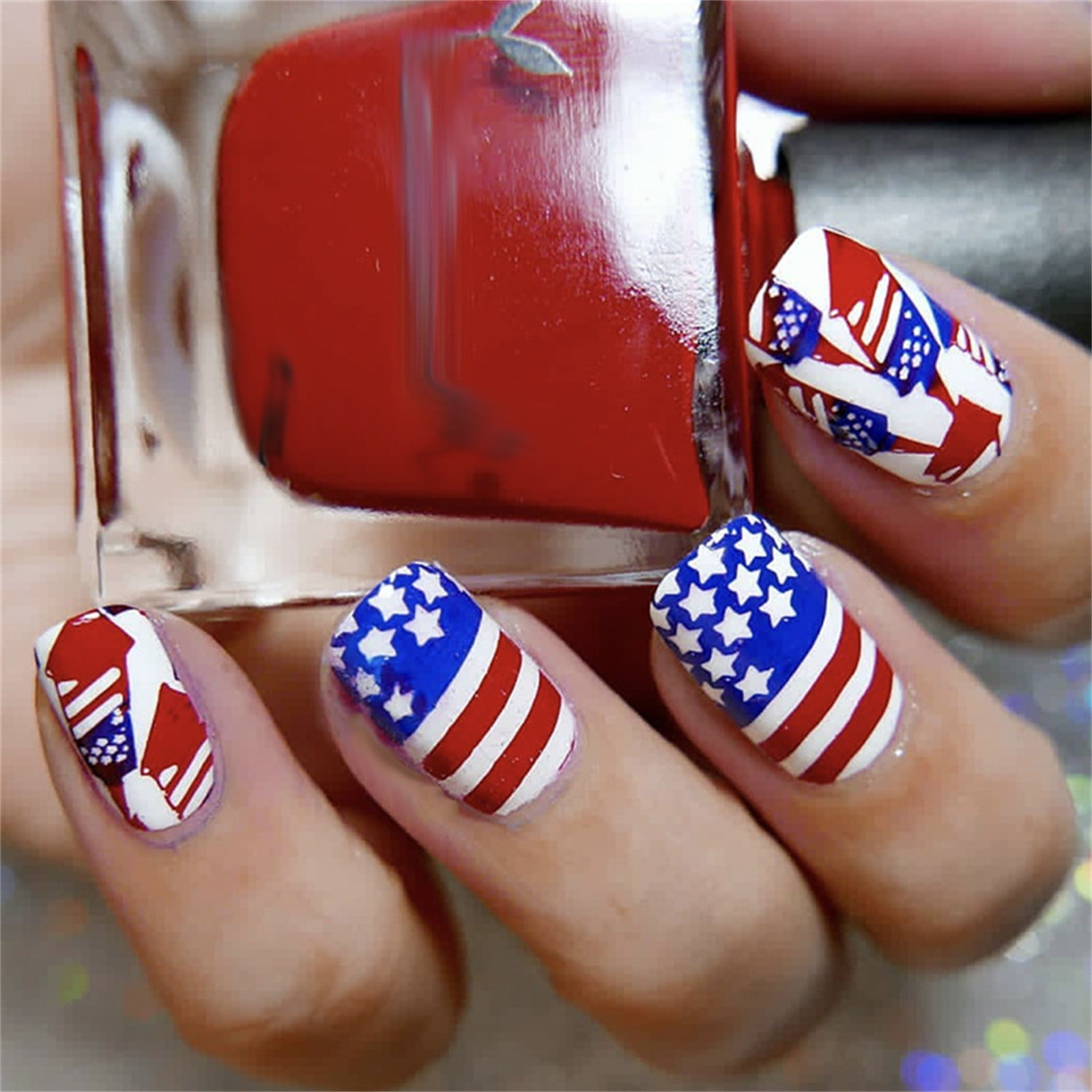 9 Cute Fourth of July Nail Designs to Try