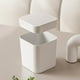 thumbnail image 5 of Cubo de basura, bote de basura mini, caja de almacenamiento con tapa abatible para el hogar, contenedor de almacenamiento para el automóvil, bote de basura de escritorio, mini bote de basura de escrit, 5 of 6