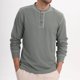 thumbnail image 1 of pstuiky camisa de manga larga para hombre, Sudadera informal de color liso con botones y manga larga y cuello redondo para hombre top de hombre xxl, 1 of 7