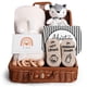 thumbnail image 1 of Set de regalo para bebés IaoVueby Baby Lovey, baberos, calcetines, sonajero, 1 of 6