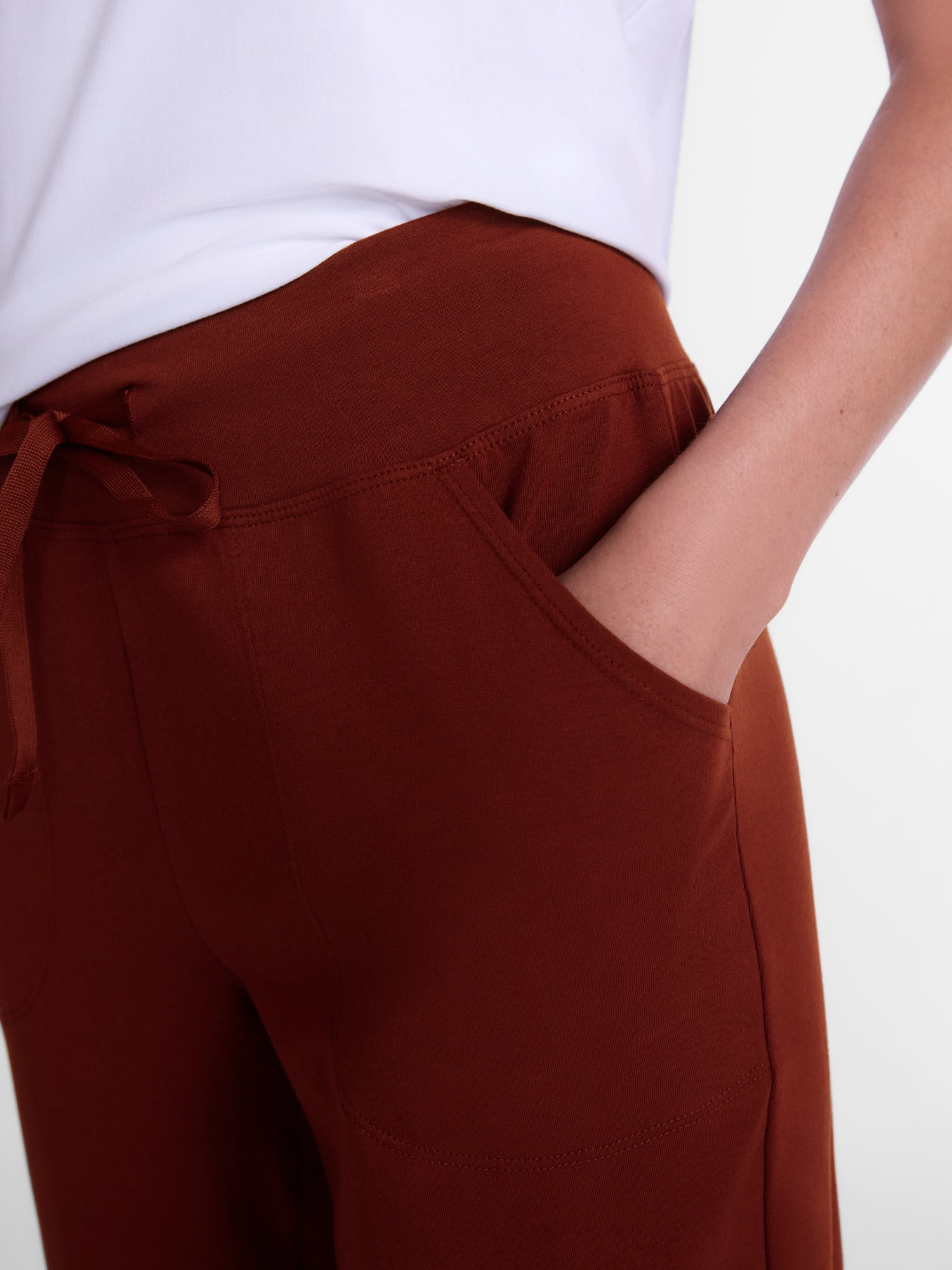 Athletic Works Women's and Women's Plus Knit Capri Pants, 22" Inseam, Sizes XS-4X