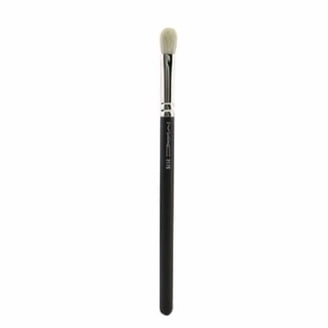 MAC Bronzer 143 SES Medium Face Fan Brush - Walmart.com