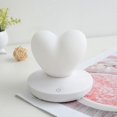 thumbnail image 2 of Lámpara de noche LED 3D para niños, creativa lámpara de mesa con forma de corazón, lámpara romántica de fresa, decoración del hogar para niños, regalo, linterna con forma de corazón, 2 of 2