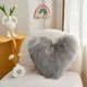 thumbnail image 4 of La almohada con forma de corazón con forma de piel es necesaria para el Día de San Valentín y el Día de la Madre. Almohada con forma de amor., 4 of 5
