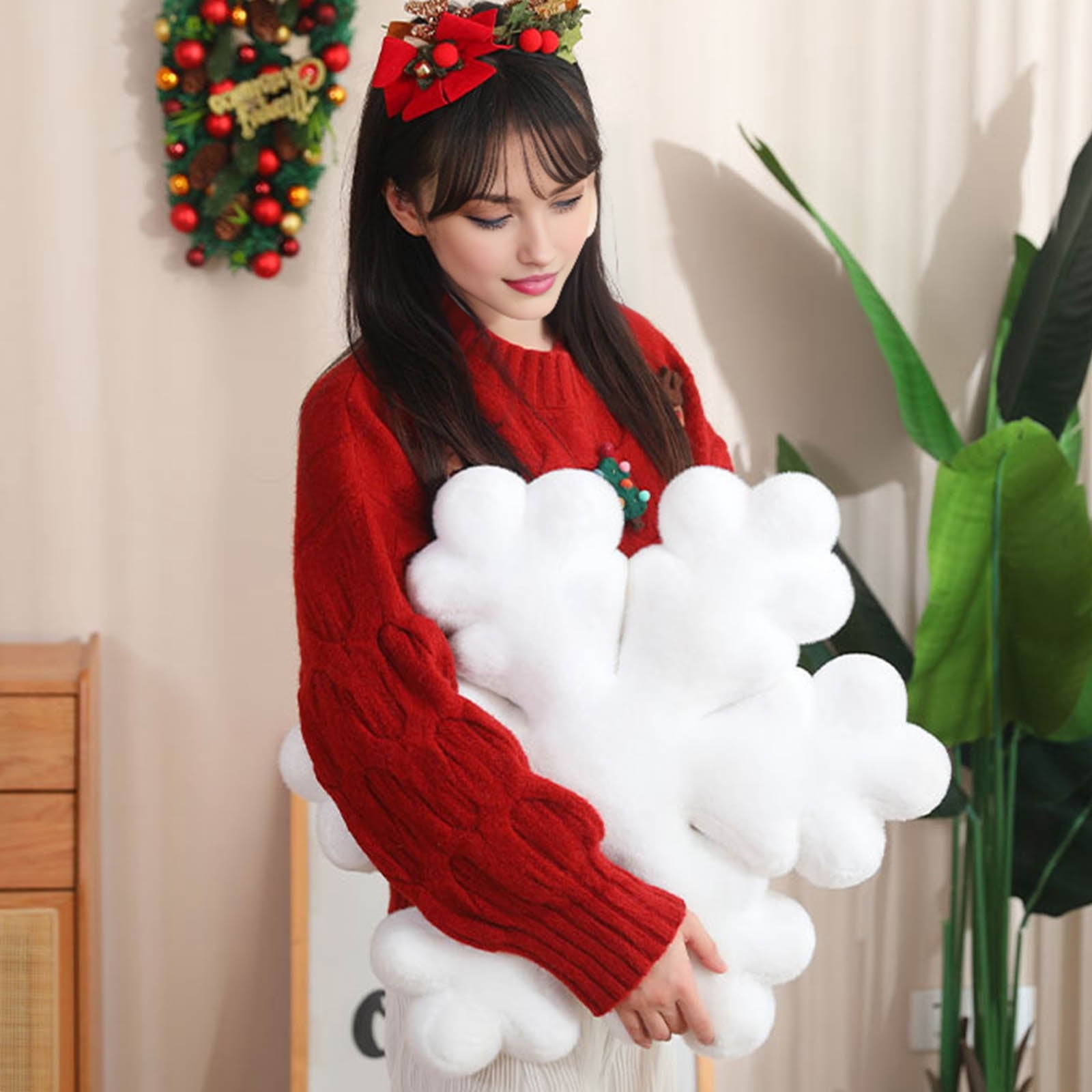 FastXmas 23.6 Inches Christmas Snowflake Throw Pillow Decoration,Christmas Snowflake Shaped Decorative Pillow For Sofa Couch Bed Ornament,Velvet Lumbar Support Cushion For Office Chair Car Seat
