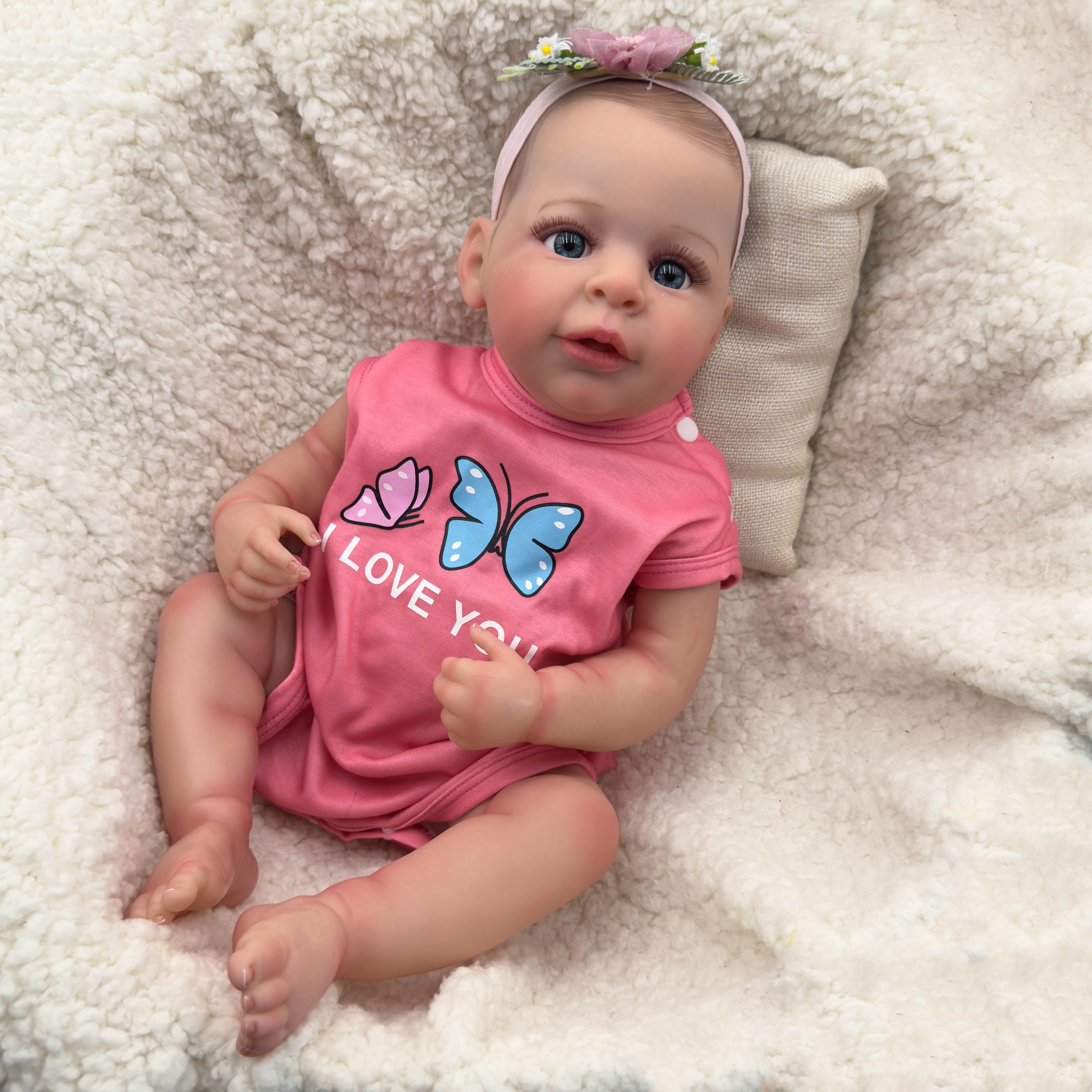 Reborn Baby Dolls, 23 inch Lifelike Newborn Dolls Cute Soft Body Poseable Real Life Baby Dolls with Doll Accessories for Age 3 and Up