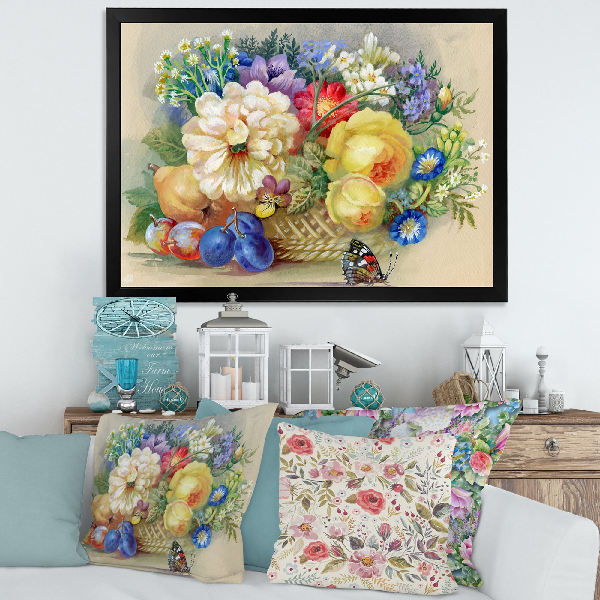Designart 'Vintage Still Life Of White and Yellow Flowers' Traditional Framed Art Print