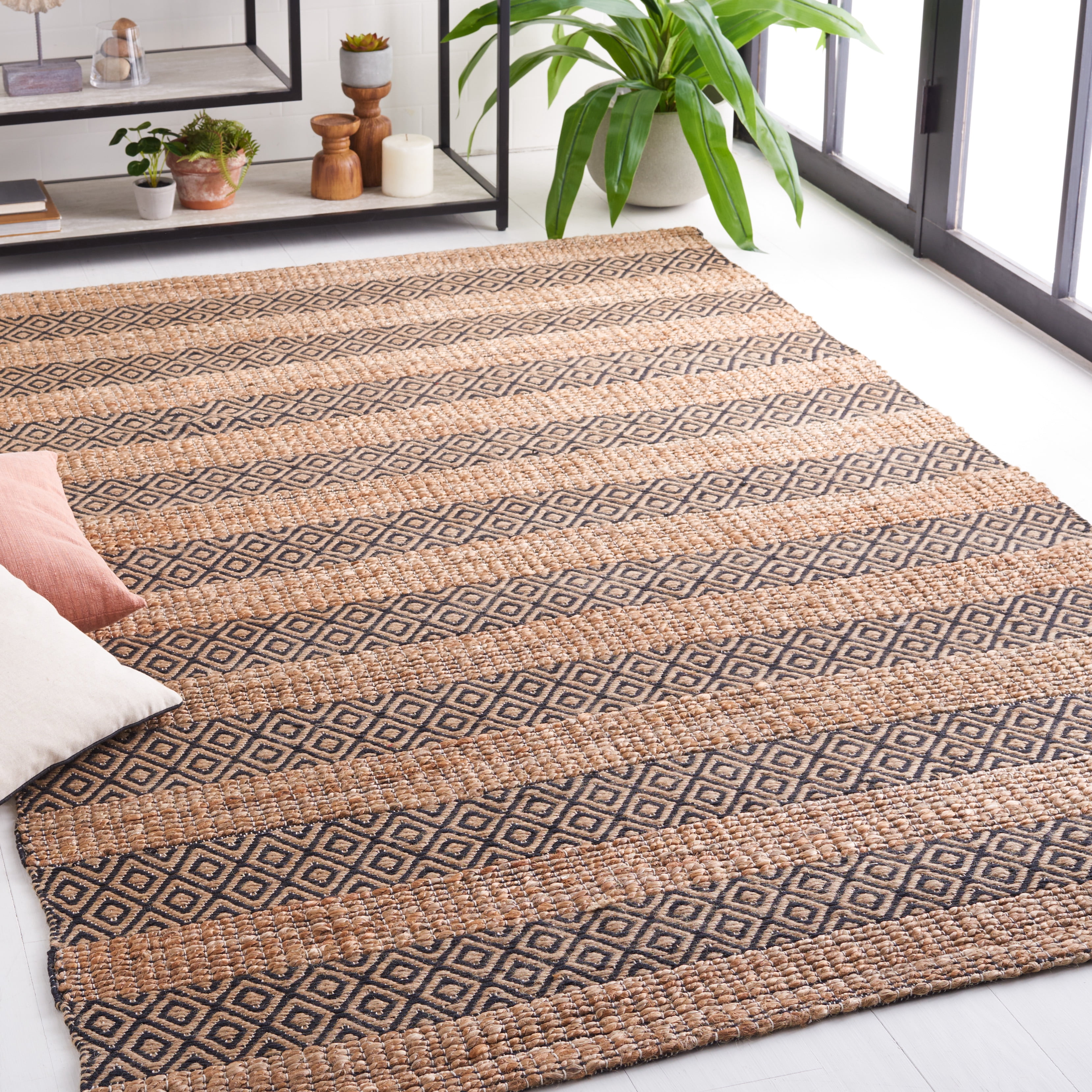 SAFAVIEH Natural Fiber Wenonah Striped Area Rug, Black/Natural, 5' x 8'