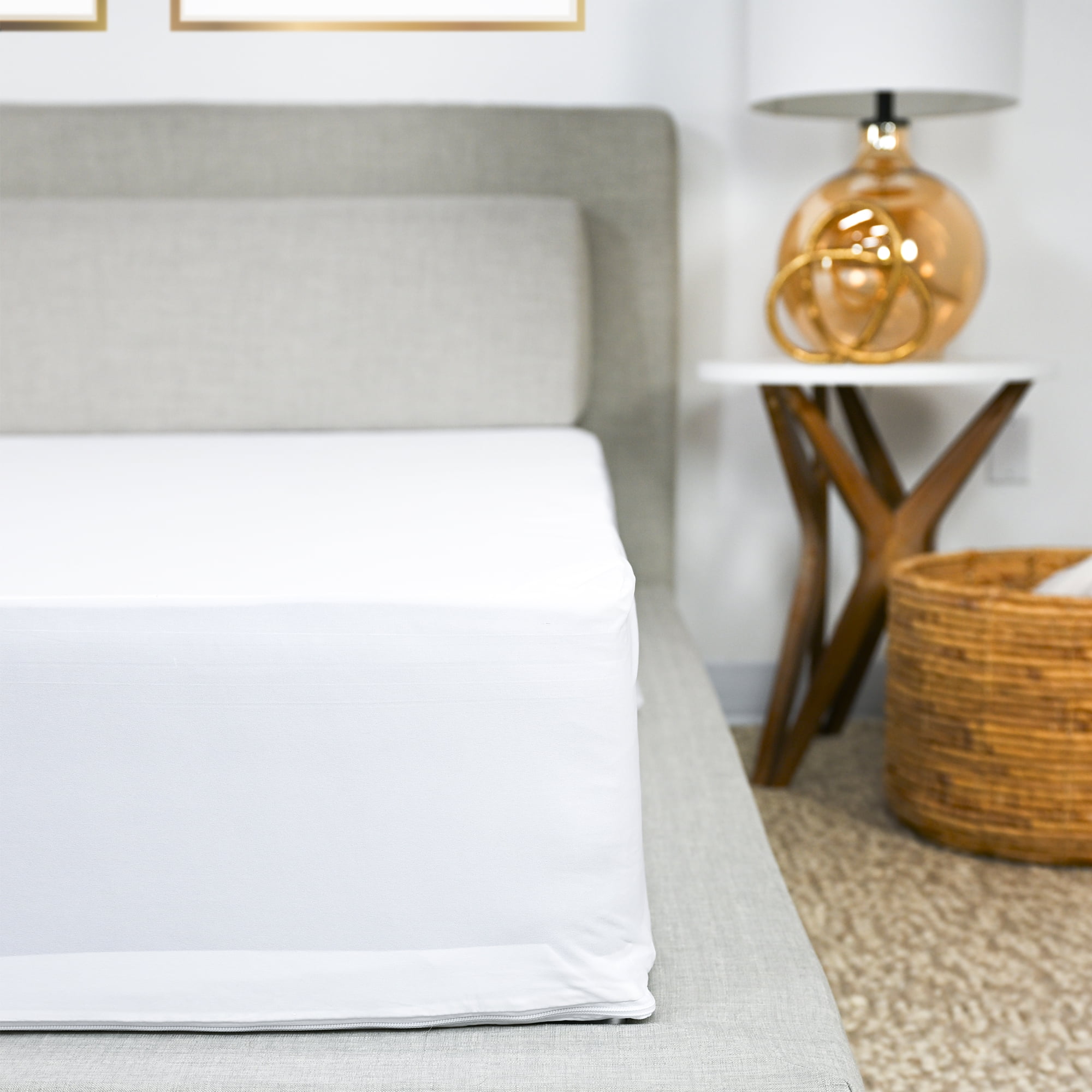 Luxury Mattress Protector, Zippered, KING