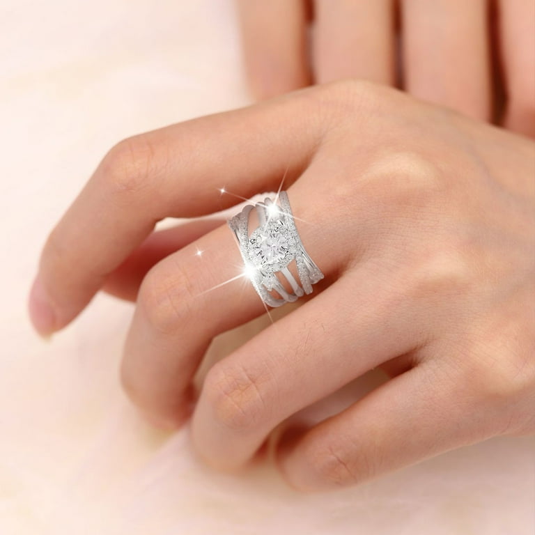美品 sacai holiday 2024 指輪Logo Twined Ring Circa 2023, a 14k White Gold Aquamarine and Diamonds Ring