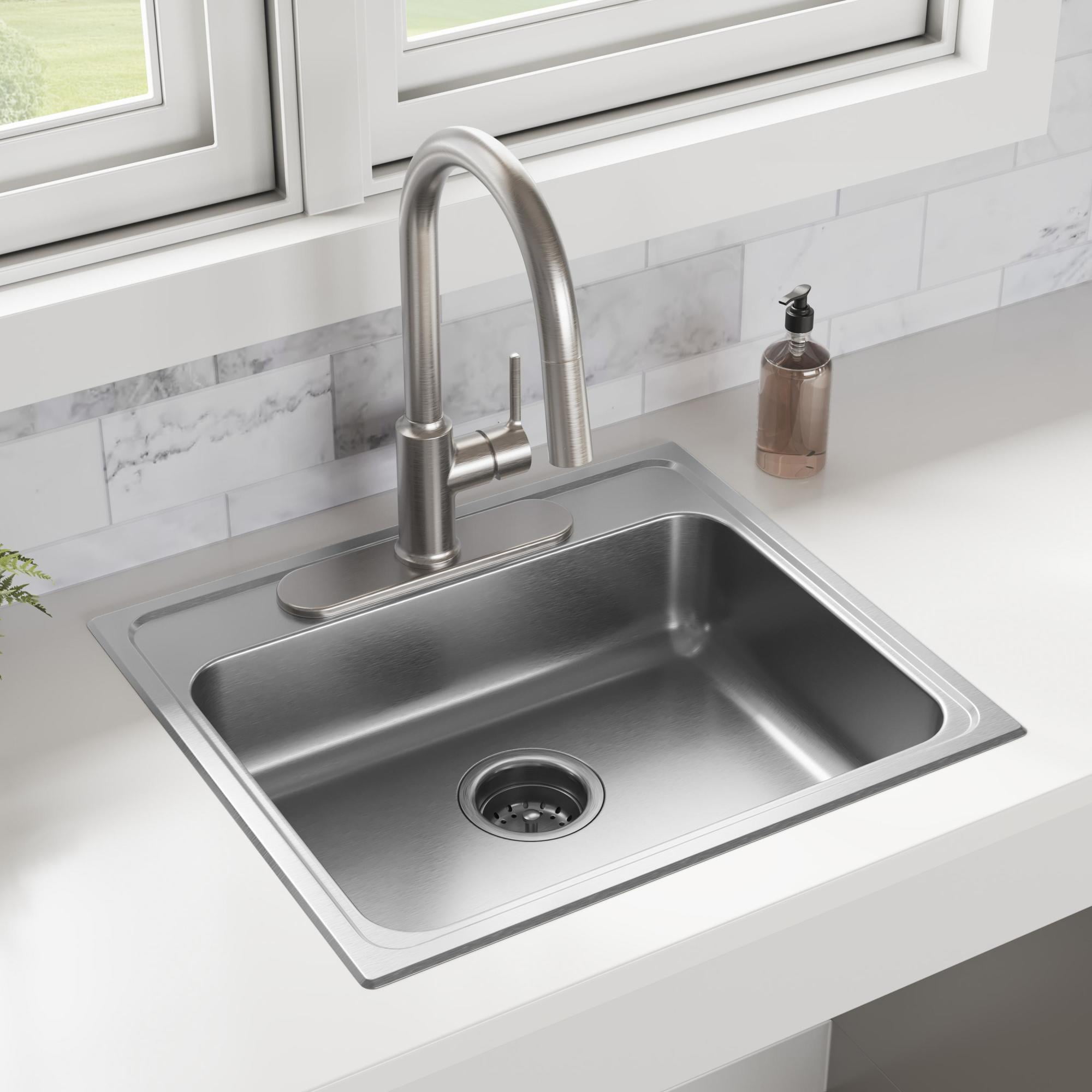 Proflo PFXC4027CP Loftus 1.5 GPM Single Hole Kitchen Faucet - Chrome