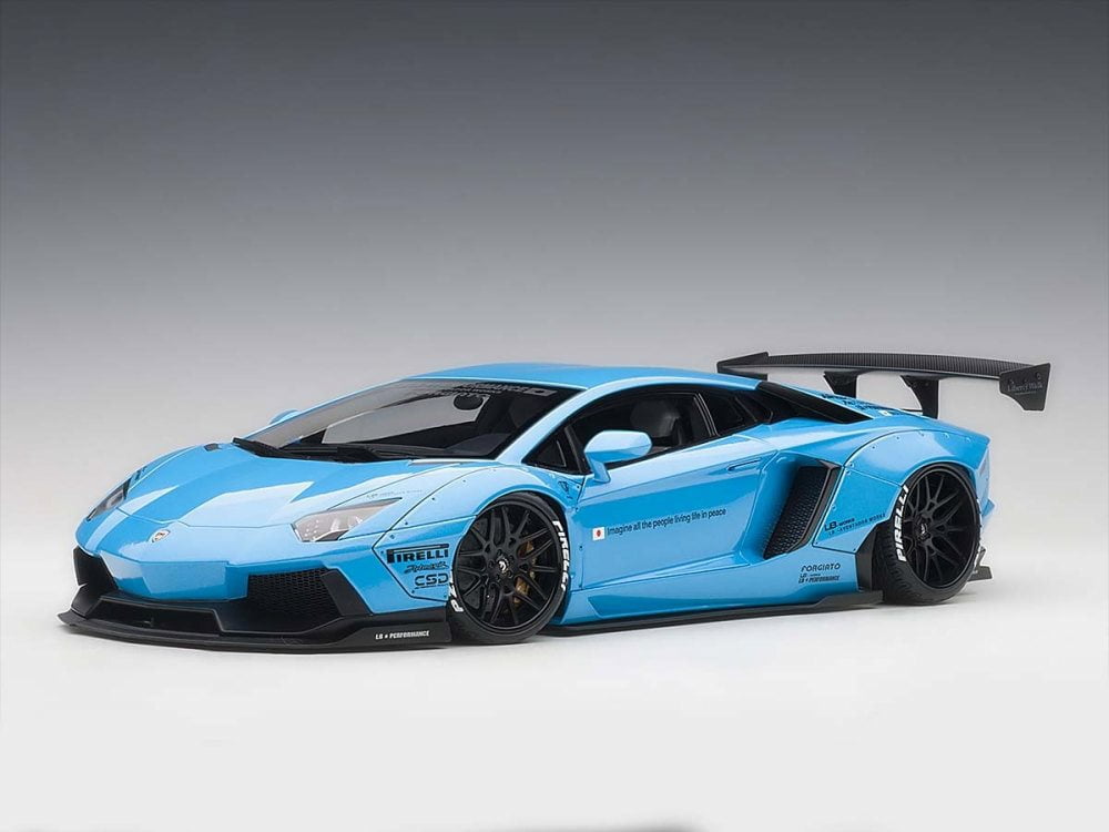 Aventador, Sky Blue AUTOart 79107 1/18 scale Diecast Model Toy Car