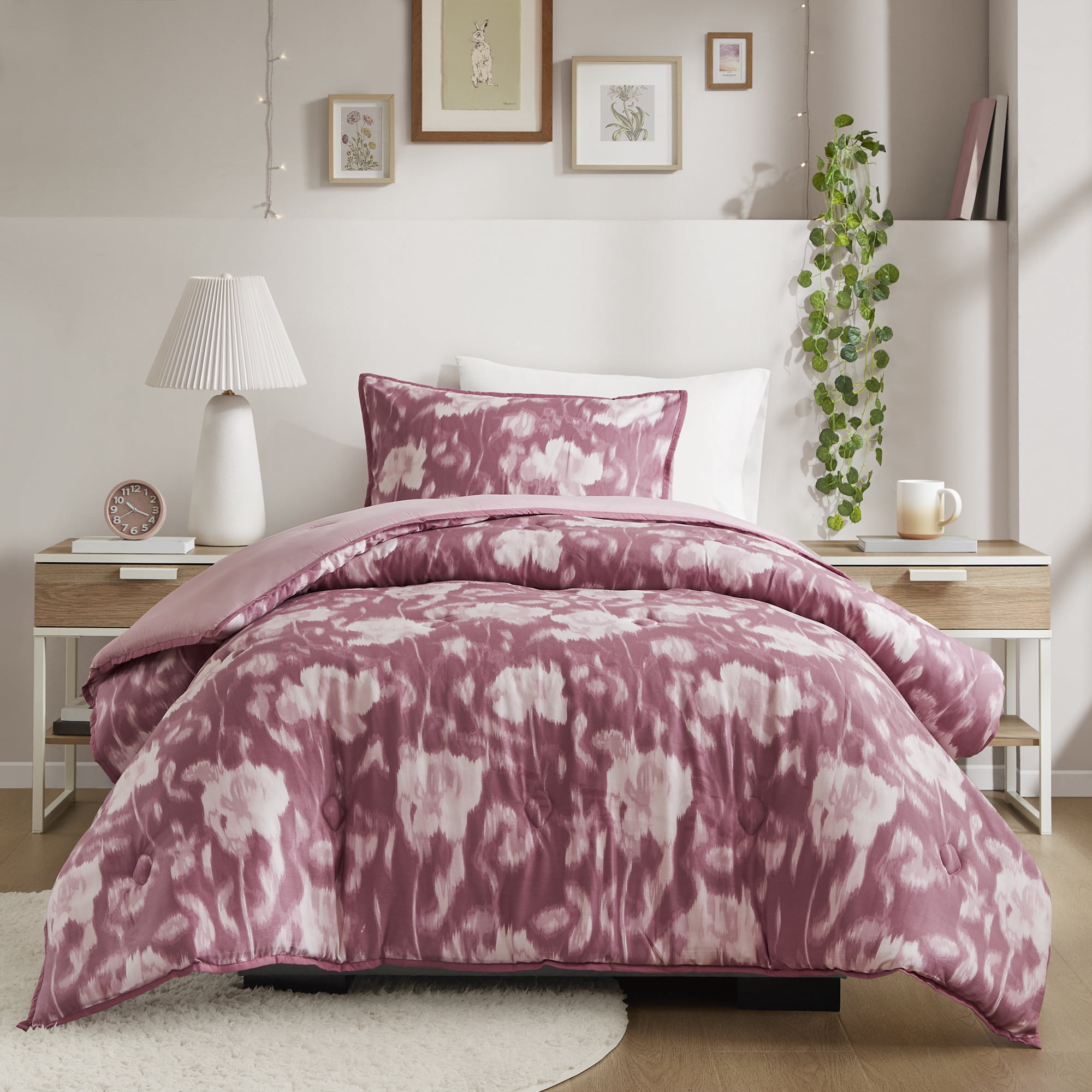 Mainstays Blurred Rose 2-Piece Pink Comforter Set, Twin/Twin XL