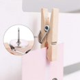thumbnail image 5 of Pinzas De Empuje Con Clips Madera Tachuelas Chinchetas, Para Corcho Tableros Pared Fotos Notas Uso En Oficina Casa Escuela Color Natural 20 Piezas, 5 of 5