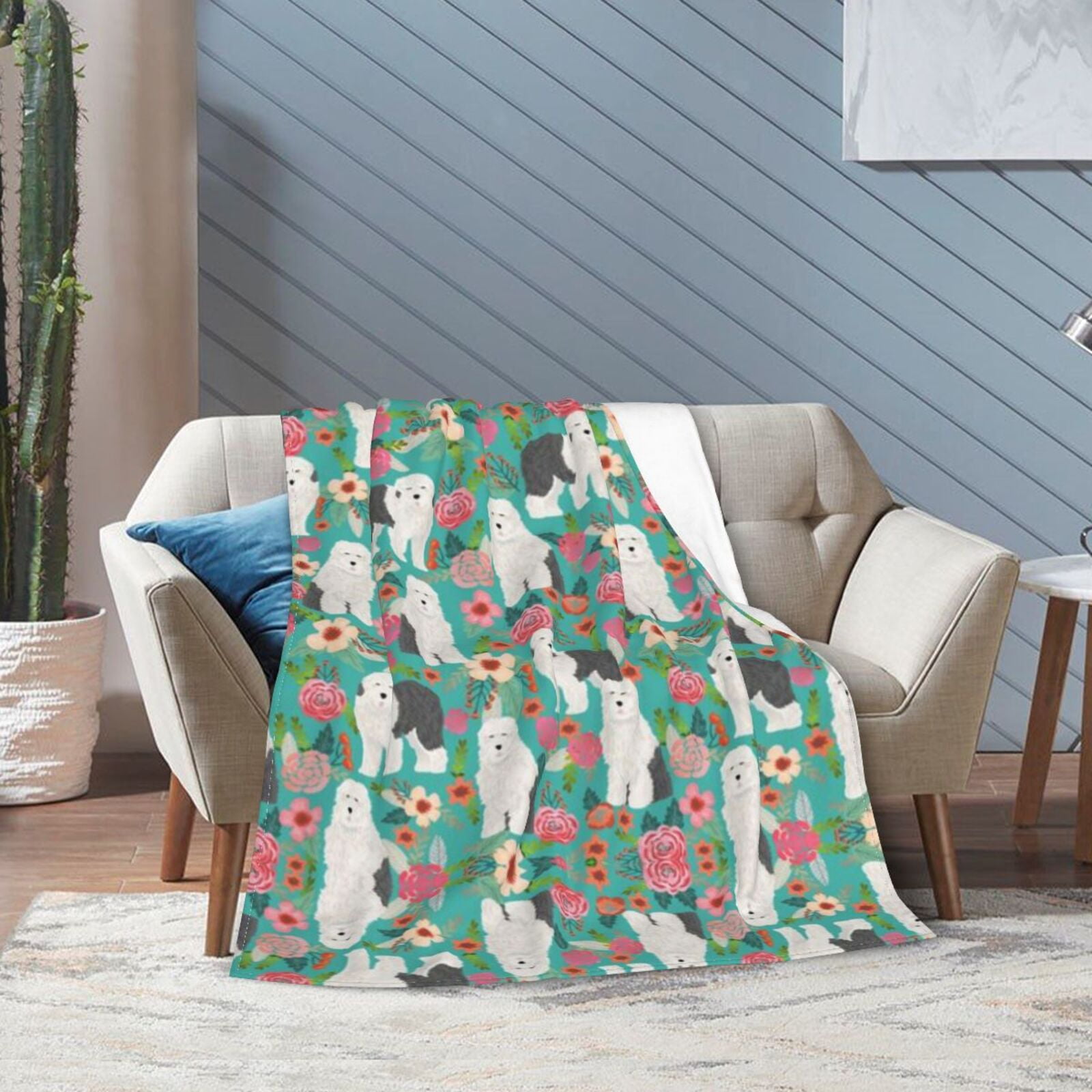 Wijzvio Old English Sheepdog Dogs Lovers Flower Floral Throw Blanket Soft Fuzzy Fleece Blanket For Couch Bed Living Room Decoration 50"X40"