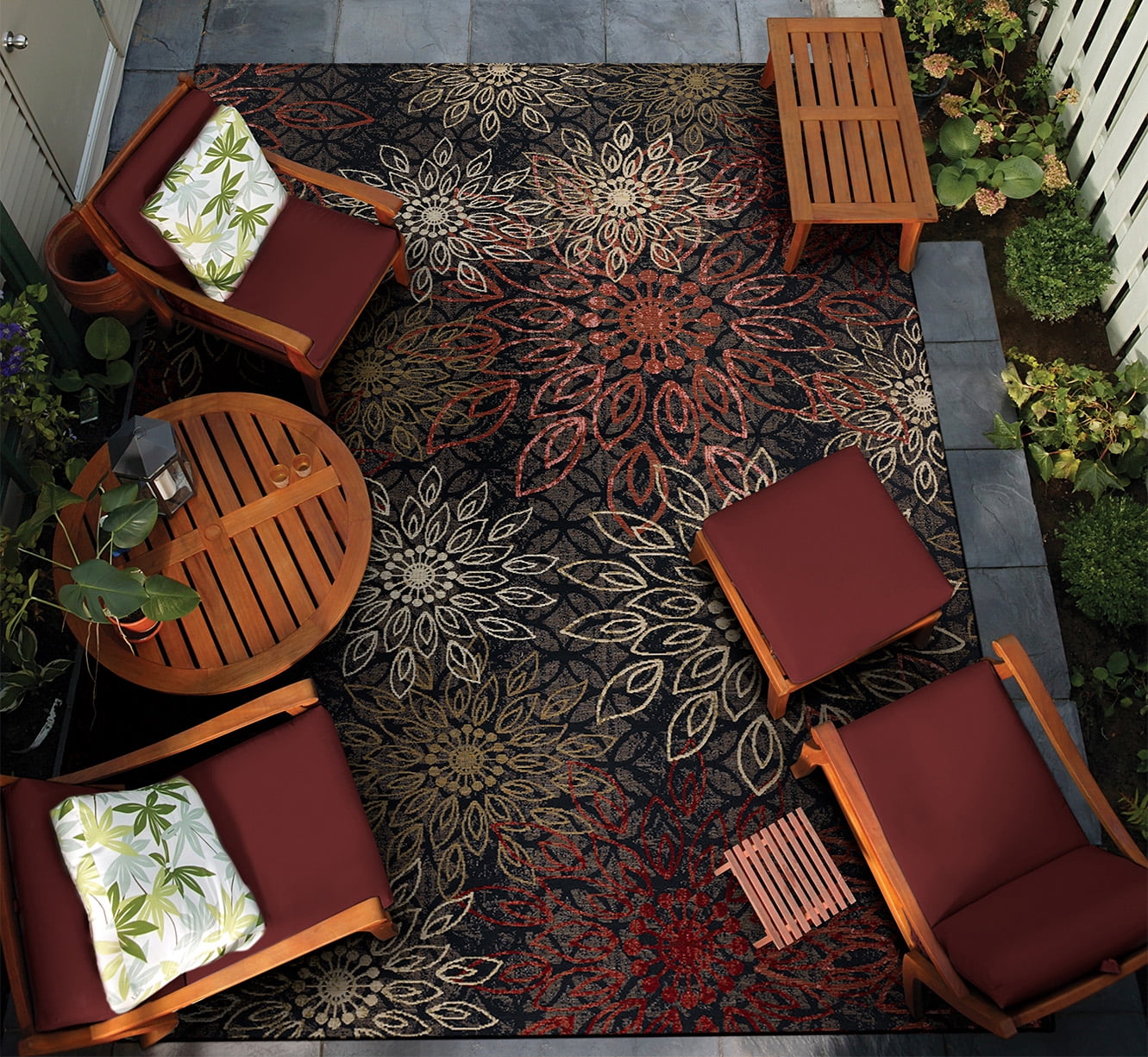 Couristan 8.5' x 13' Multi-color Floral Outdoor Rug
