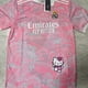 thumbnail image 4 of Camiseta de fútbol de manga corta informal para exteriores del Real Madrid de Inglaterra con diseño de dragón blanco HaloKitt estilo dragón Hello Kitty, 4 of 5