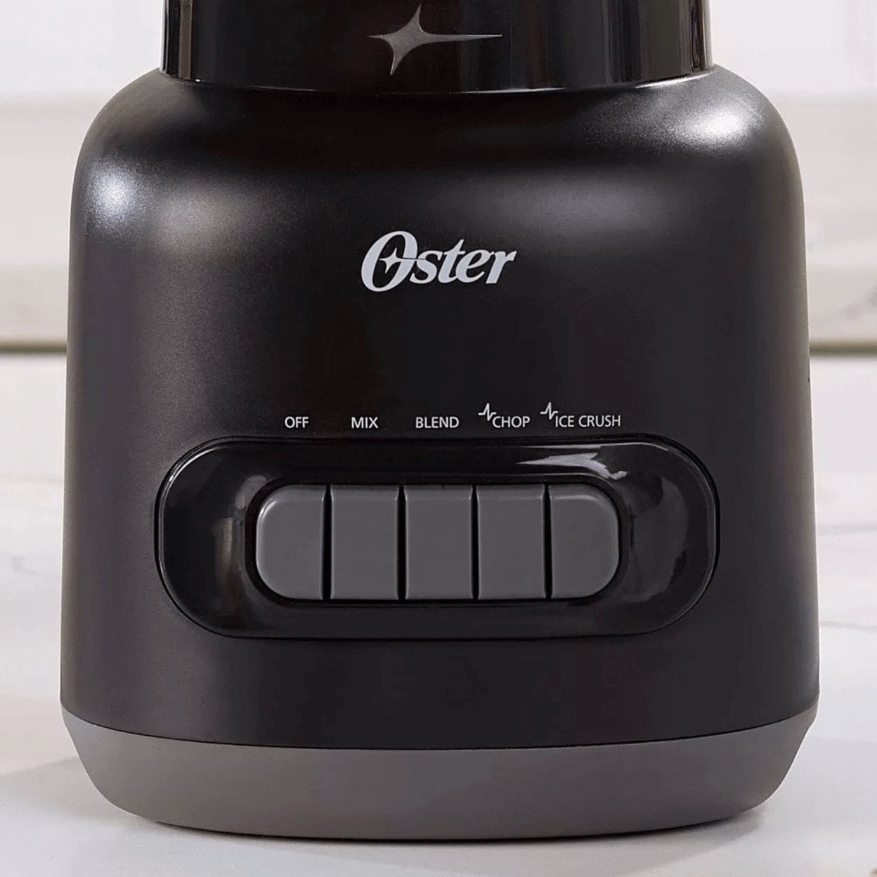 Oster 6 Cup 5 Speed 700 Watt Plastic Jar Easy to Use Blender in Black