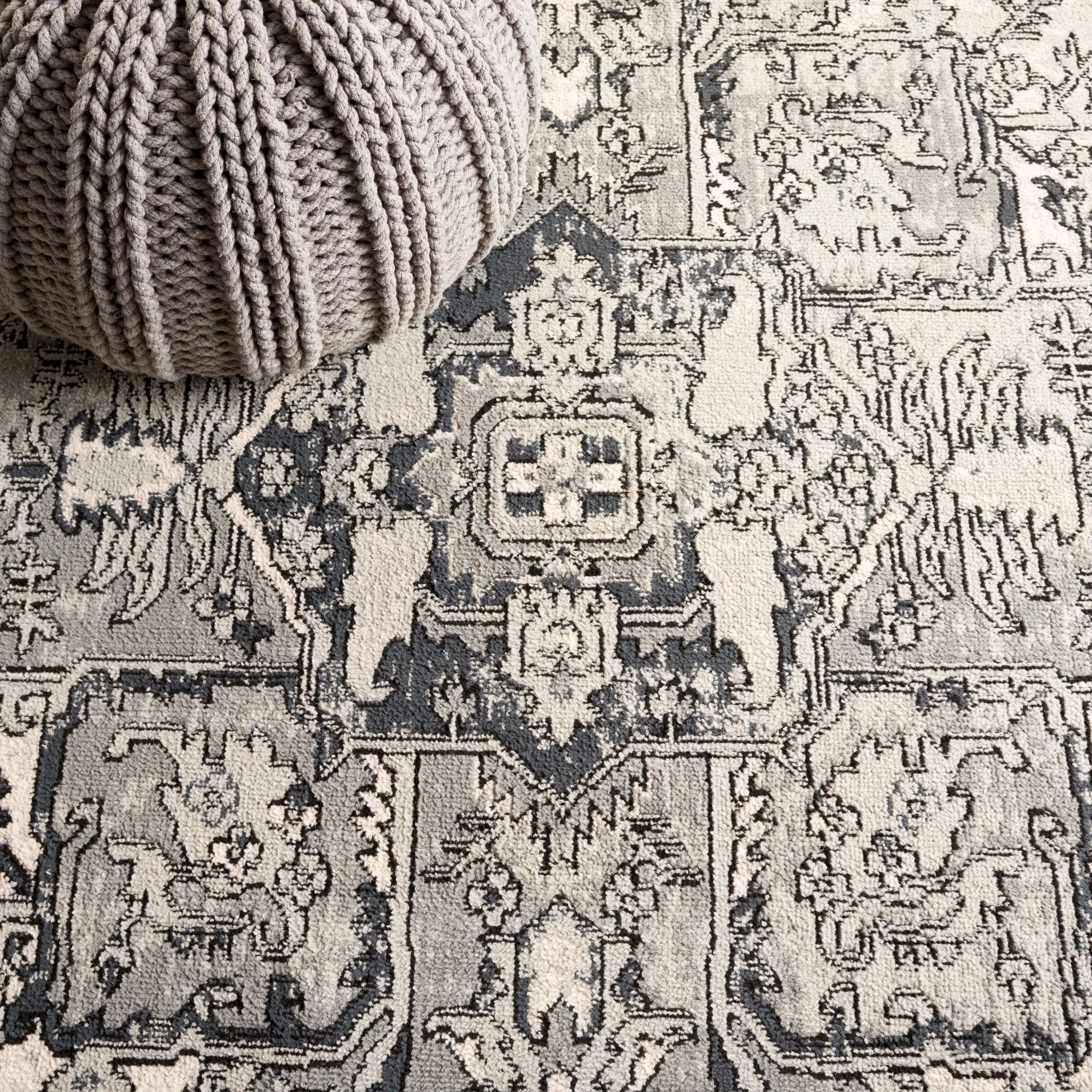 SAFAVIEH Odyssey Edith Floral Area Rug, Grey/Dark Grey, 4' x 6'