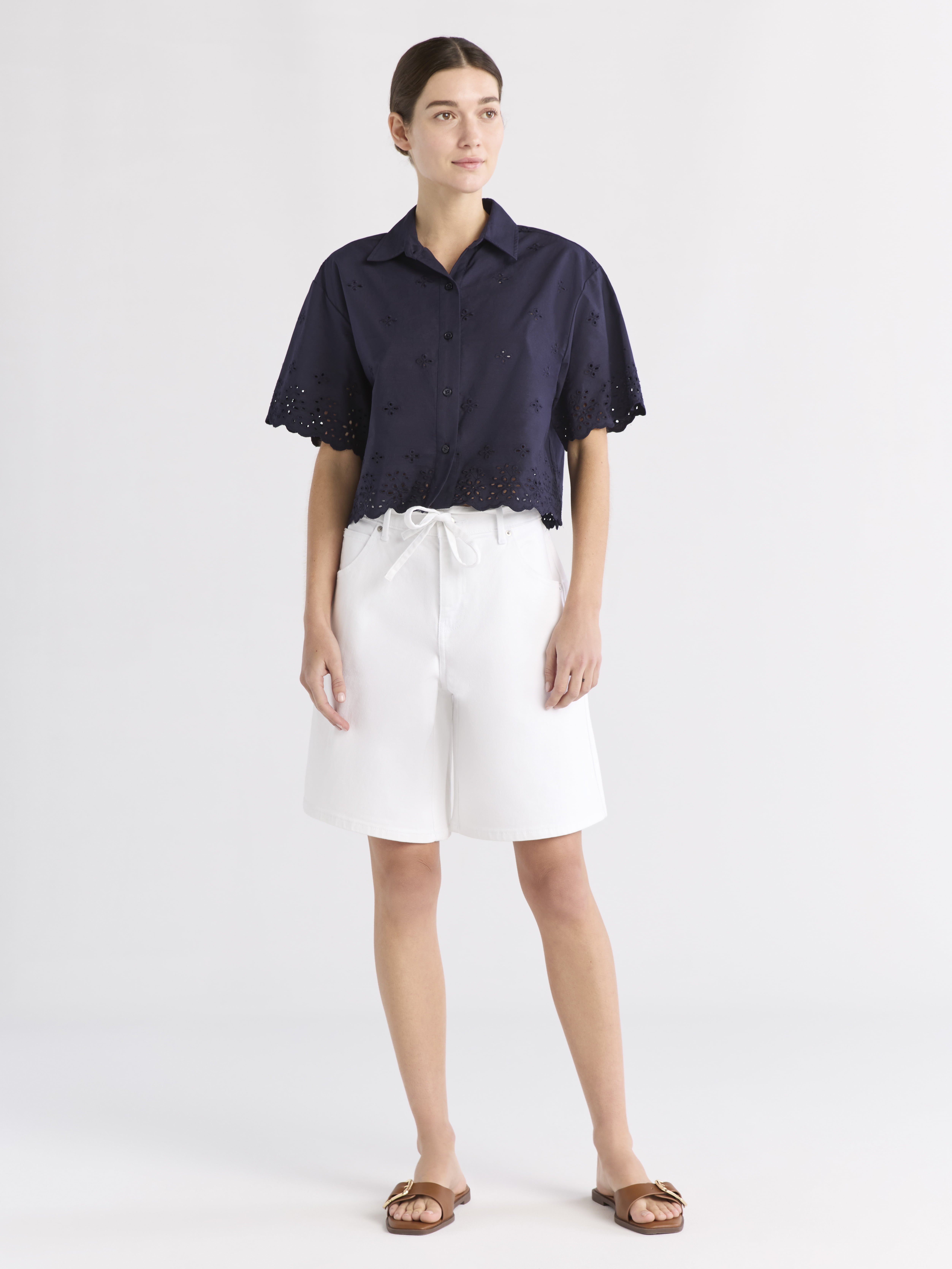 Free Assembly Women's and Women's Plus Cropped Cotton Eyelet Shirt, Sizes XS-4X