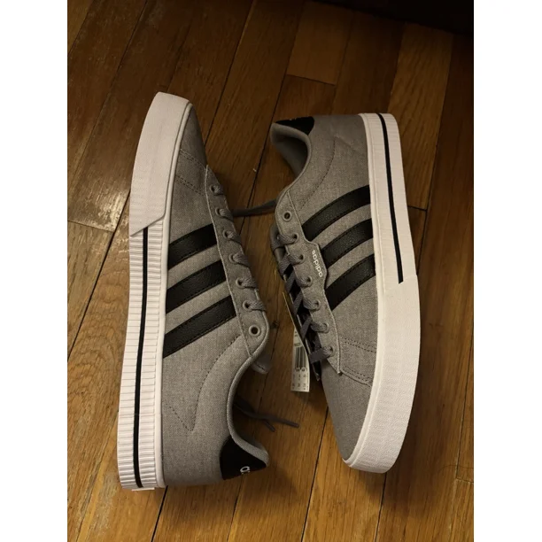 Men's Ad-id-as Daily 3.0 Comfy Skateboarding Grey Black White FW3270 Size 10.5