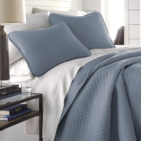 Southshore Fine Living, Inc. Twin Quilt Set, Quilted Blue Bedspread for Twin/XL with Matching Pillow Sham, Soft Microfiber, Lightweight Coverlet Set, Easy Care, Machine Washable, Slate Blue