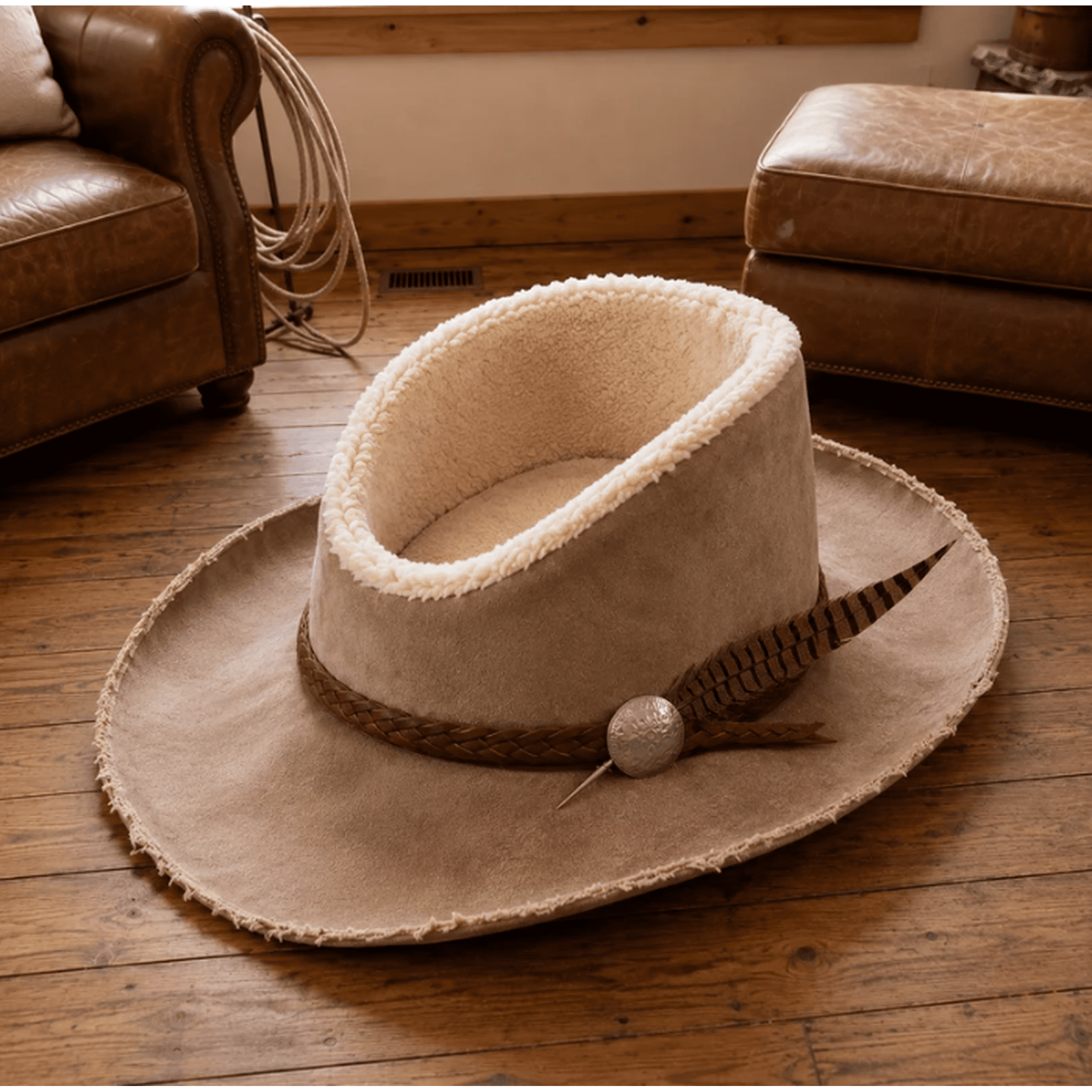 Cowboy Pet Bed Fun Themed Pet Gift Sherpa‑Lined Cowboy Hat Pet Bed For Indoor Pets