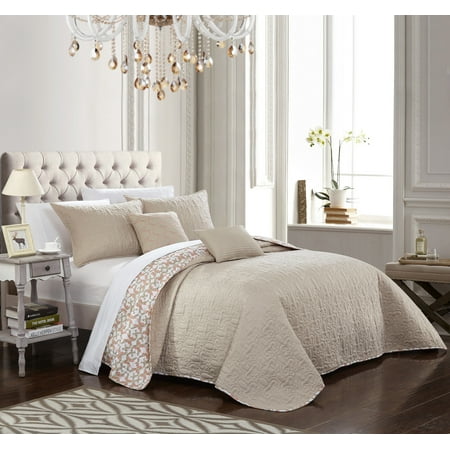Quilted Shams Chic Home 5-Piece Pamelia Quilted Flor De Lis Patterned REVERSIBLE Printed Quilt Set, Shams and Decorative Pillows included ()