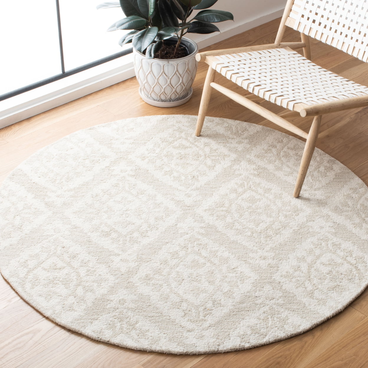 SAFAVIEH Micro-Loop Linton Damask Trellis Wool Area Rug, Beige, 5' x 5' Round
