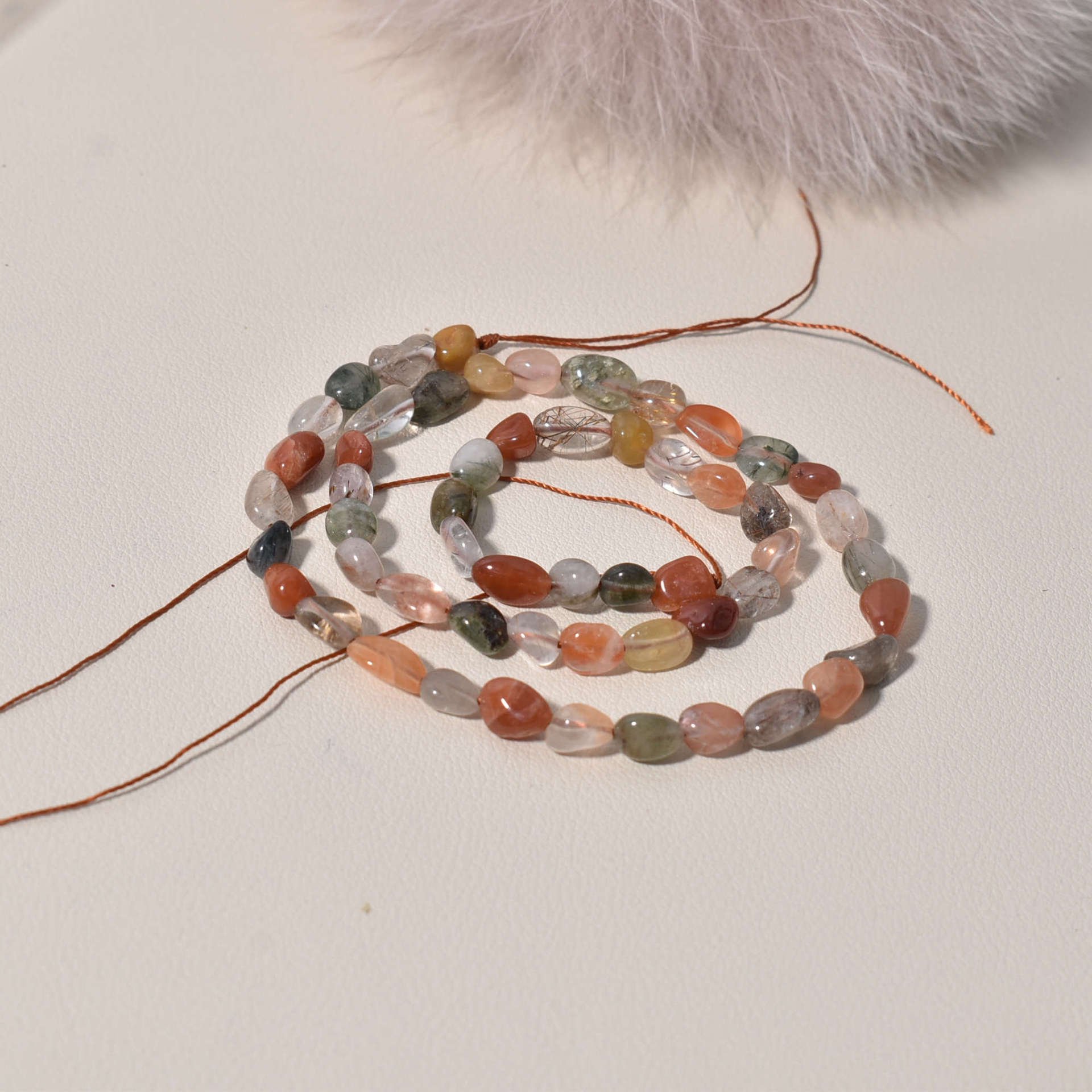 ERDOUY 5 pieces 6 * 9mm irregular shaped natural crushed stone crystal mixed color natural stone semi-finished DIY jewelry accessories