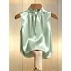 thumbnail image 2 of Blusa Sin Mangas De Satén Verde Con Cuello Plisado Y Escote Hueco, 2 of 30
