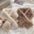 thumbnail image 3 of Bufanda de piel sintética de conejo para mujer y niña, bufanda de felpa suave, cuello de Color sólido, cosas más cálidas, regalo de Navidad y Año Nuevo, Invierno, 3 of 4