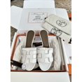 thumbnail image 1 of Nouveaux Talons Hauts en Cuir Hermès, Chaussures à la Mode pour Femmes, 1 of 8