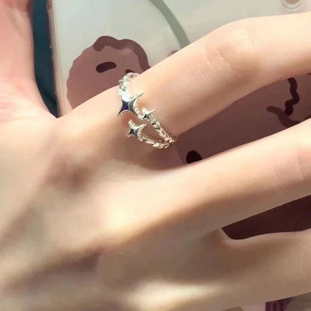 Anillo de estrella ins de alta calidad, anillo de diseño de nicho exquisito de lujo ligero para mujer, anillo de dedo índice abierto con viento frío