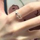 thumbnail image 1 of Anillo de estrella ins de alta calidad, anillo de diseño de nicho exquisito de lujo ligero para mujer, anillo de dedo índice abierto con viento frío, 1 of 5