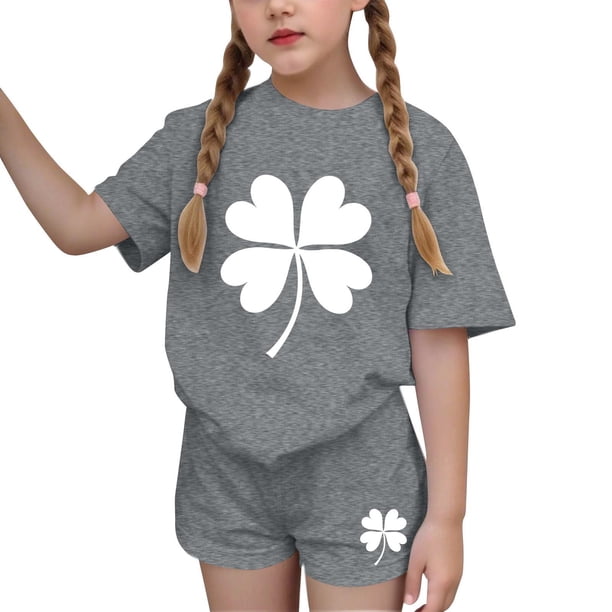 Vestido de manga corta para niños Día de San Patricio impreso conjunto de dos piezas niñas casual cuello redondo blusa y pantalones cortos