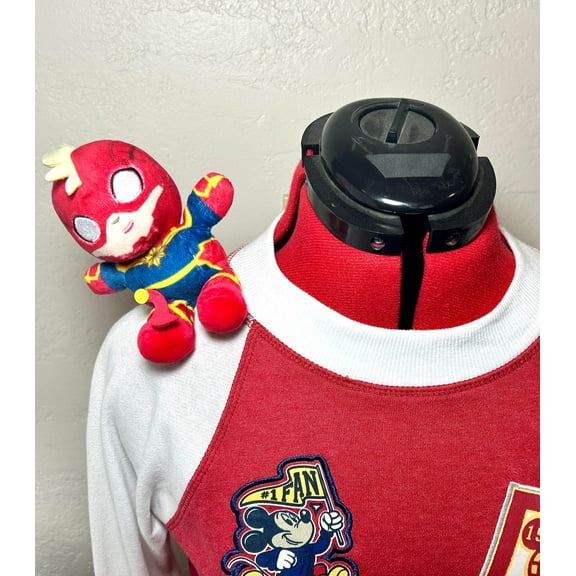Disney Captain Marvel Custom Magnetic Shoulder Pal Plush Theme Park Accessory