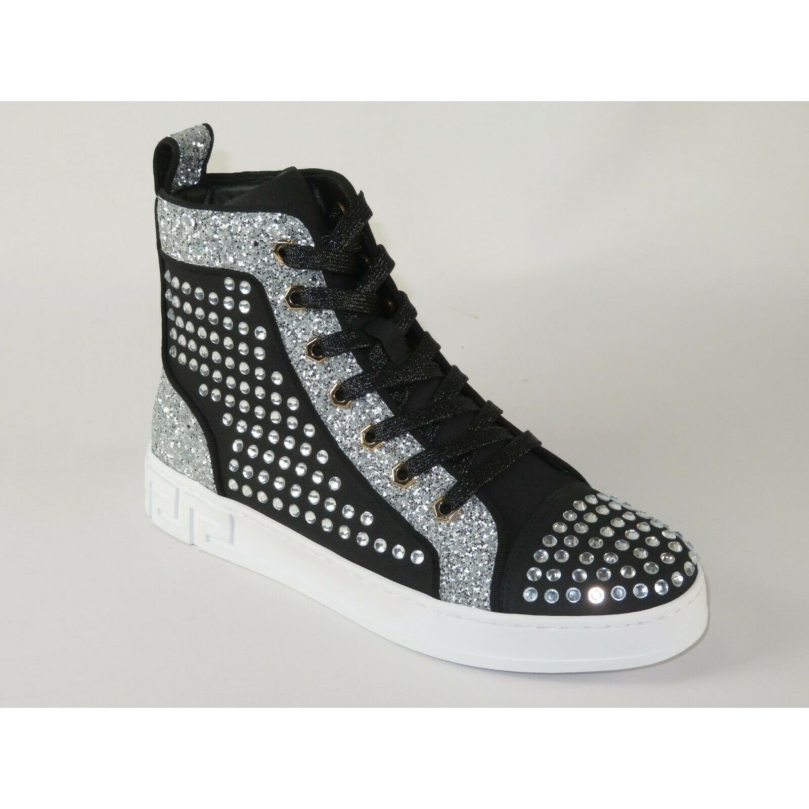 black dressy tennis shoes