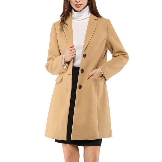 abrigo de mujer inspire chic de color sólido con solapa muesca y un solo botón, abrigo de invierno, marrón, talla m Vista frontal 3/4 de mujer con cuello de tortuga; abrigo marrón largo con solapa con muesca, cierre de un solo pecho con botones visibles, bolsillos frontales con solapa, abertura trasera, tela forrada y mangas largas en ajuste regular, largo hasta justo encima de la rodilla; adecuado para combinar con leggings o con vestido y botas.