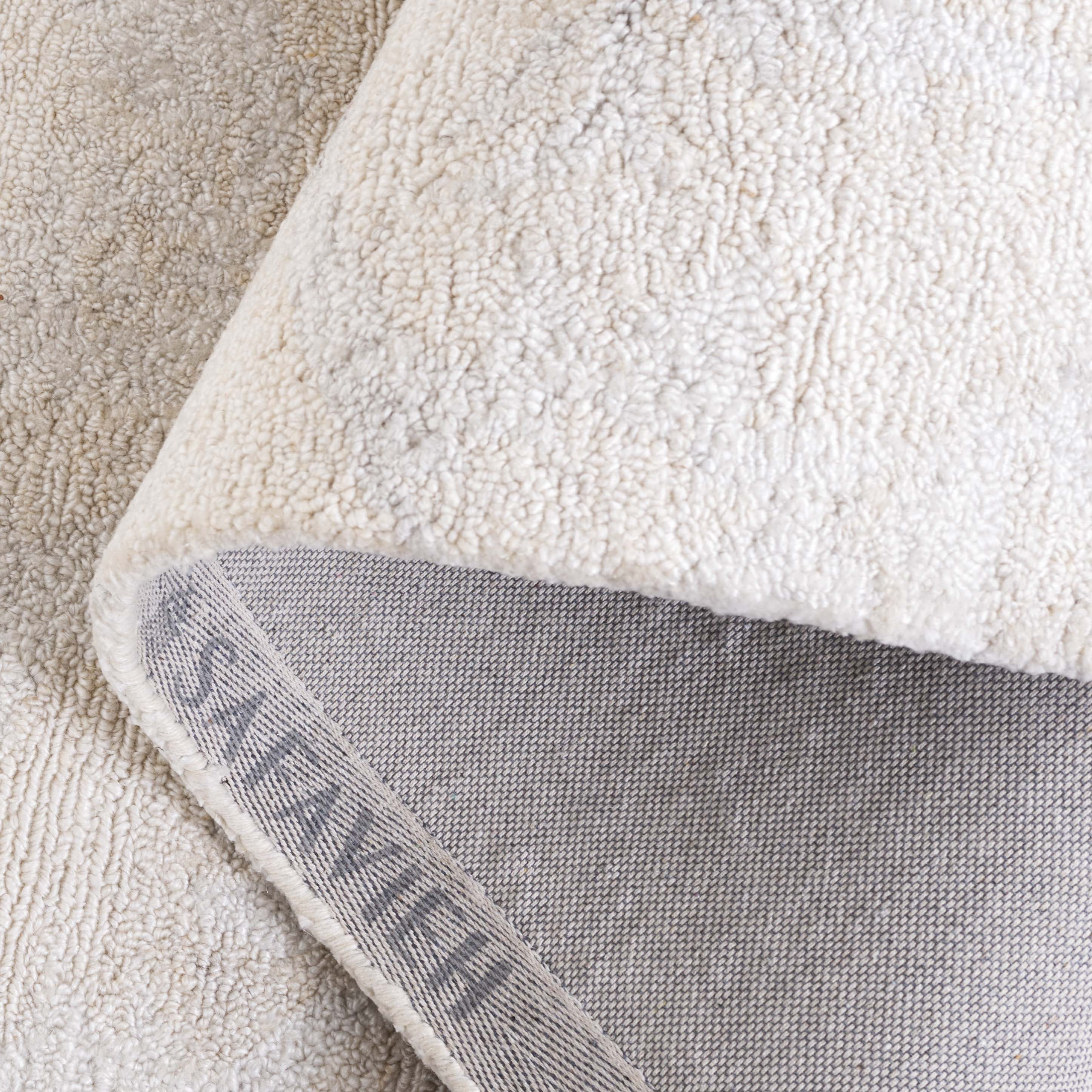 SAFAVIEH Anatolia Jamaar Floral Area Rug, Ivory, 4' x 6'