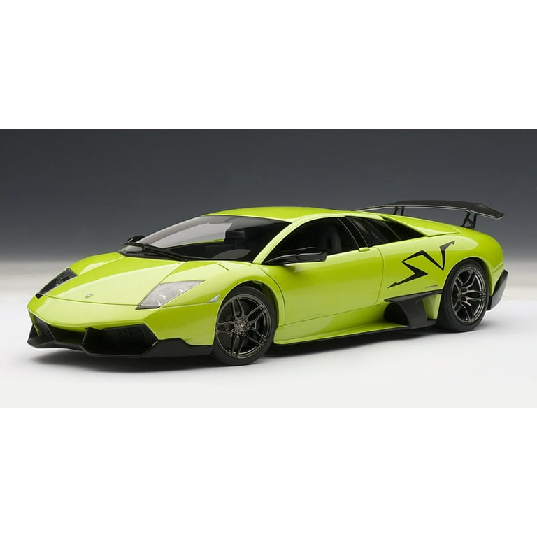 Lamborghini Murcielago LP670-4 SV in Green Diecast Model Car in 1