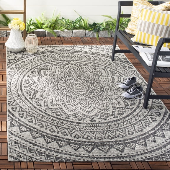 SAFAVIEH Courtyard Josiah Floral Medallion Indoor/Outdoor Area Rug, 6'7" x 6'7" Square, Light Grey/Black
