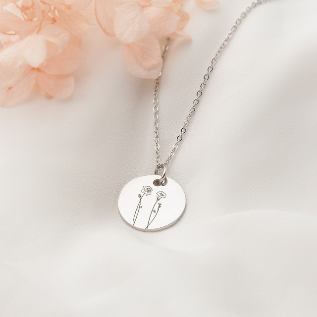 Combined Birth Flower Necklace - Birth Flower Necklace Custom - Combined Birth Flower Necklace Personalzied - Family Necklace Gift for Mom