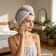 thumbnail image 1 of Toalla para secar el cabello | Toalla súper absorbente de secado rápido para mujeres | Turbante de microfibra suave para cabello largo y rizado, 1 of 6