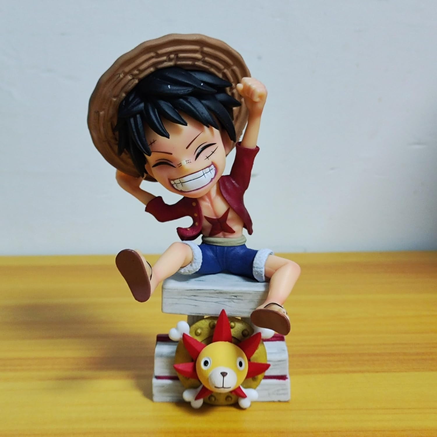 Newly Luffy Figure Sitting Q Version Hat Monkey D. Luffy Anime Figures 16cm/6.3inch Handmade PVC Cartoon Character Model Decoration Craft Gift